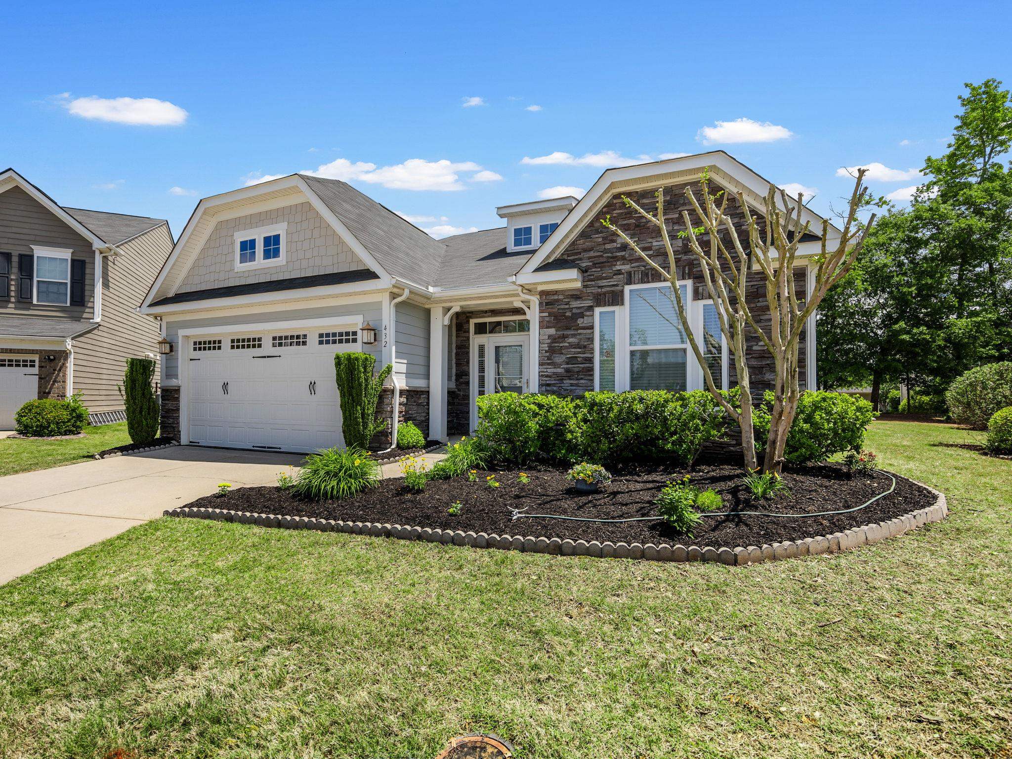 432 Fieldsview Lane Simpsonville, SC 29681 - Photo 2 of 35