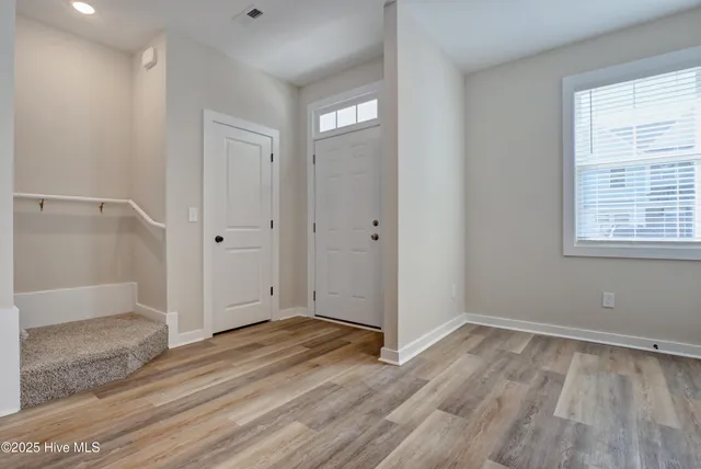 $1,775 | 607 Windsurfing Lane, Sneads Ferry, NC 28460