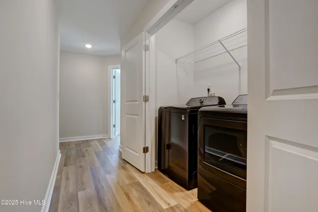 $1,775 | 607 Windsurfing Lane, Sneads Ferry, NC 28460