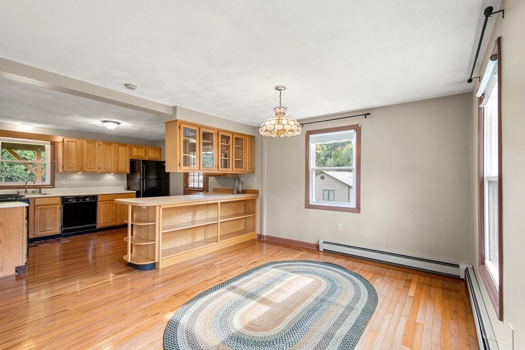 1 North Martin Road Amesbury, MA 01913 - Photo 8 of 31 Gallery Image 8