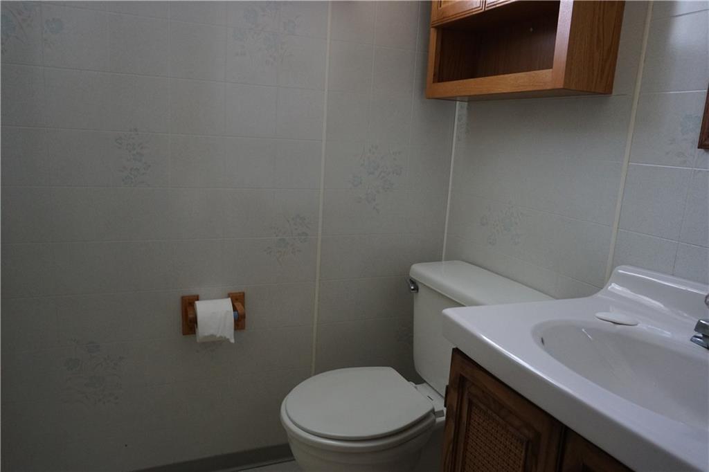207 Barbara Drive McKees Rocks, PA 15136 - Photo 18 of 20 Gallery Image 18
