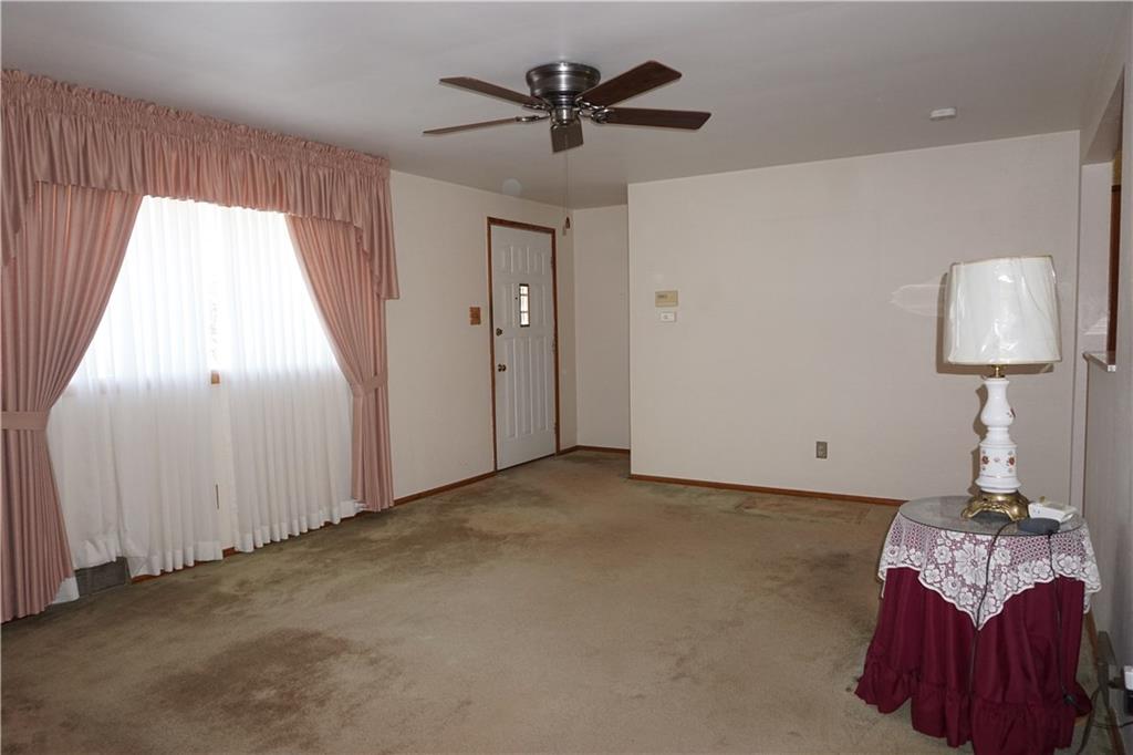 207 Barbara Drive McKees Rocks, PA 15136 - Photo 5 of 20 Gallery Image 5