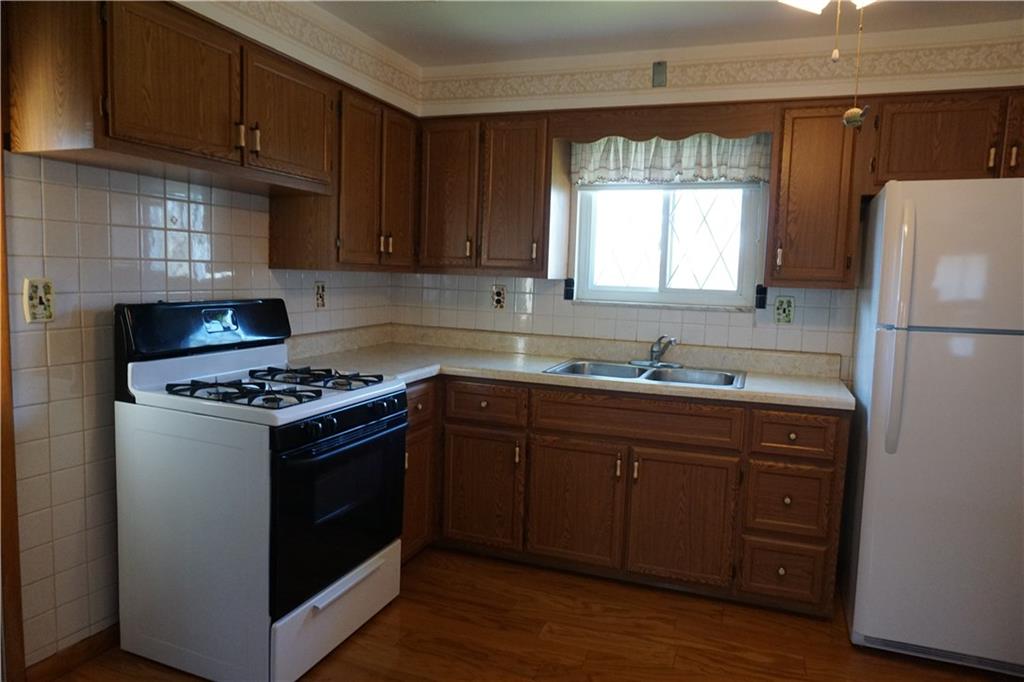 207 Barbara Drive McKees Rocks, PA 15136 - Photo 7 of 20 Gallery Image 7