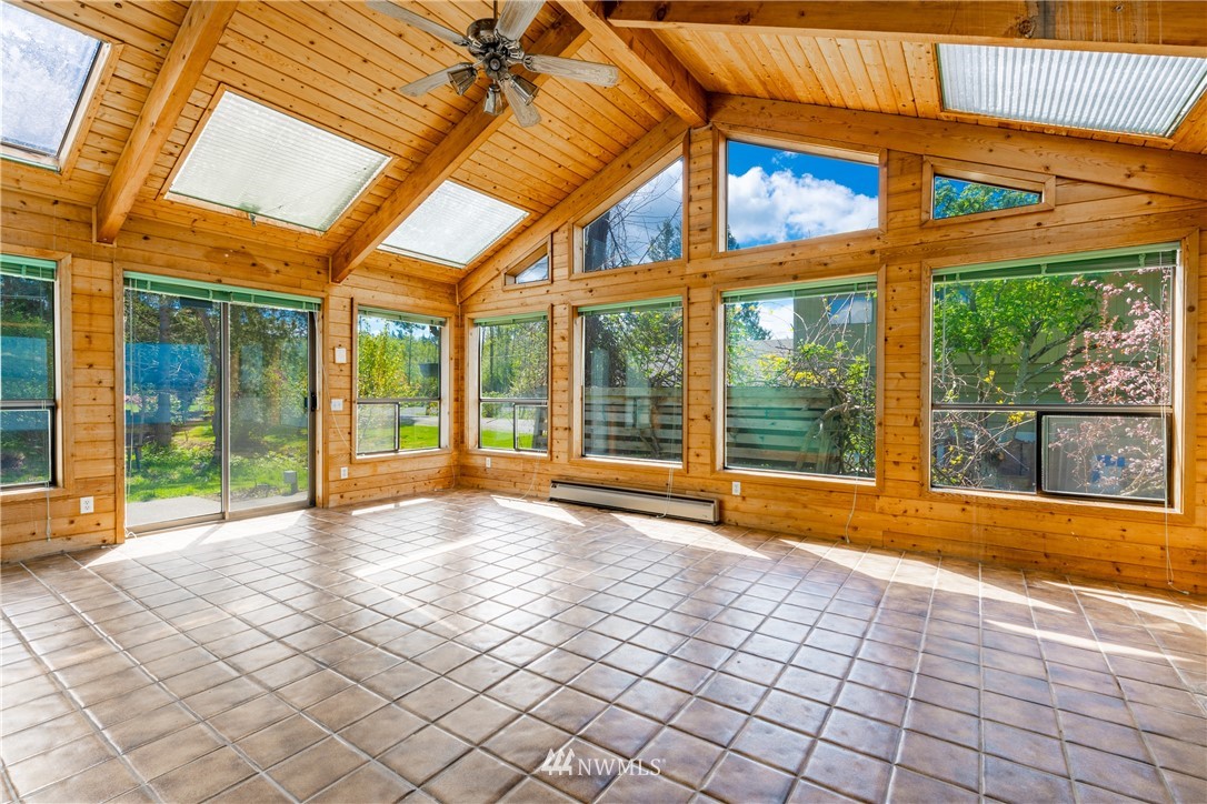 3229 Robertson Road Bellingham, WA 98226 - Photo 9 of 25 Gallery Image 9