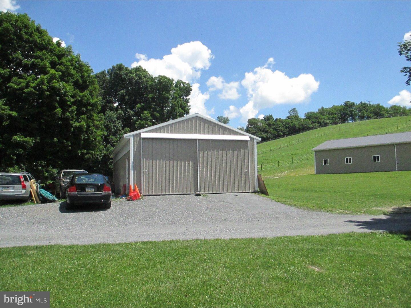 3113 East Walker Road Bath, PA 18014 - Photo 14 of 25