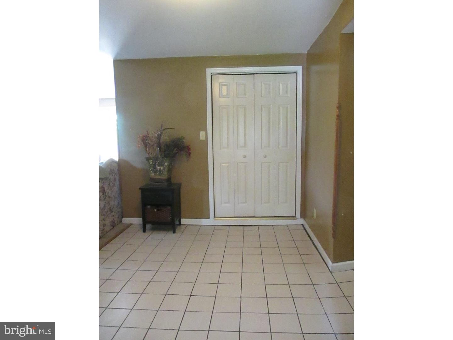 3113 East Walker Road Bath, PA 18014 - Photo 18 of 25