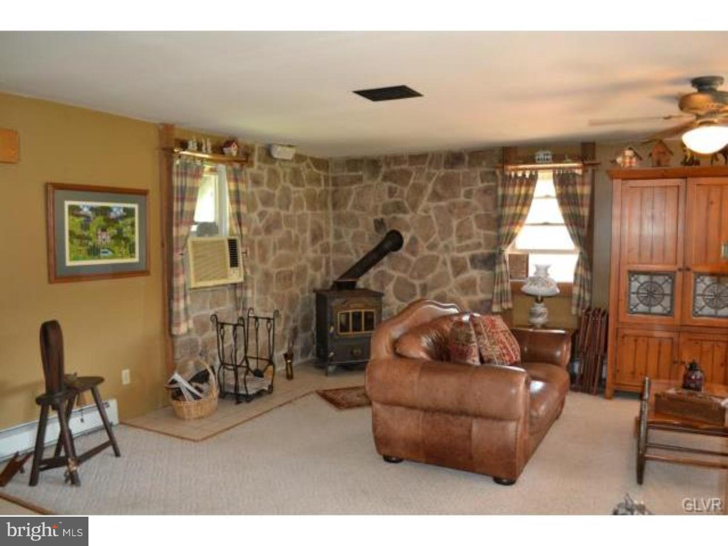 3113 East Walker Road Bath, PA 18014 - Photo 20 of 25