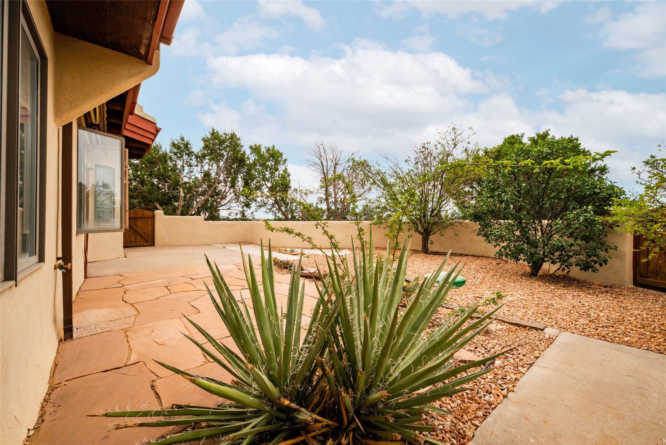 33 Herrada Road Santa Fe, NM 87508 - Photo 29 of 30 Gallery Image 29