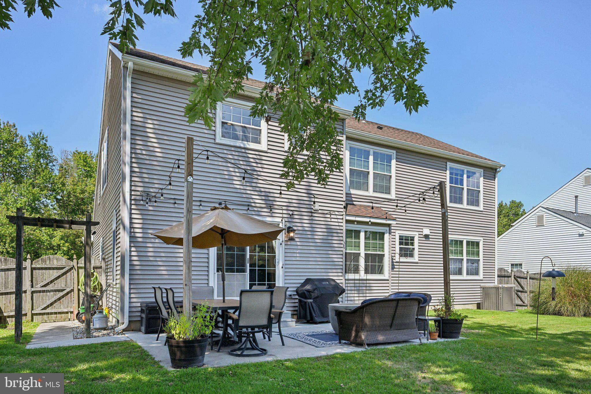 39 Willow Ridge Road Marlton, NJ 08053 - Photo 40 of 43 a front view of house with yard and outdoor seating
