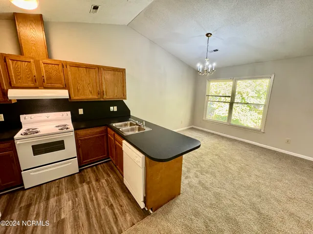 $900 | 3412 Evans Street, Unit B, Greenville, NC 27834