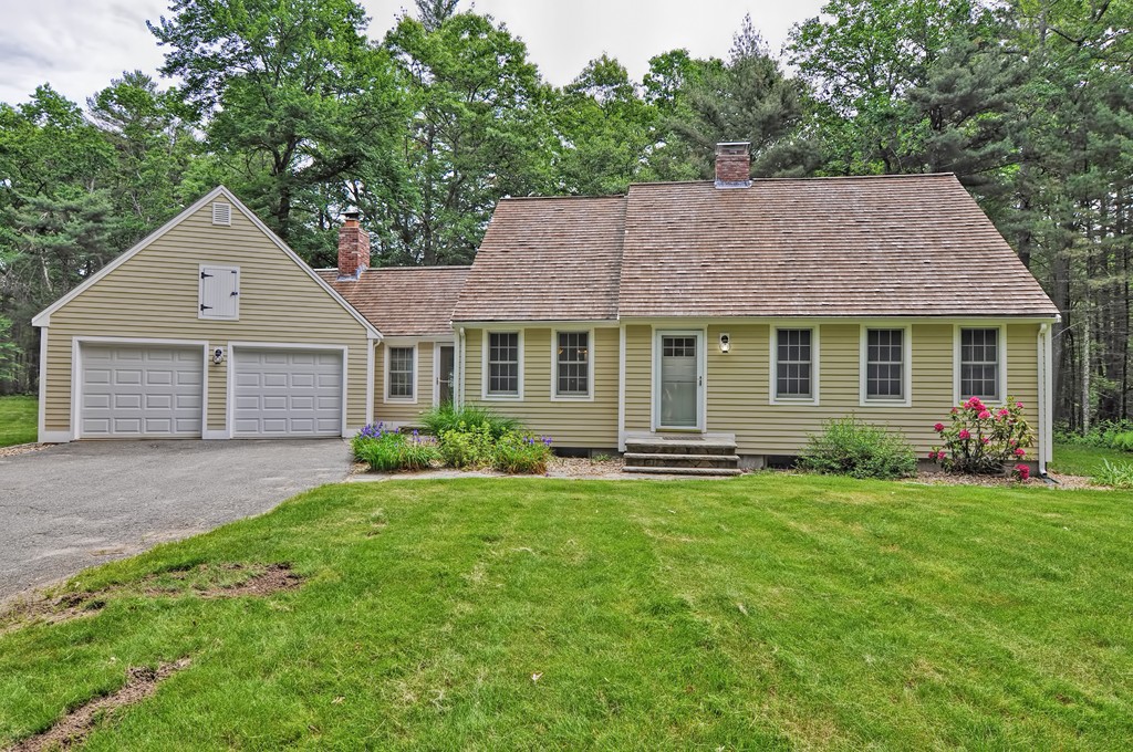 65 Page Brook Road Carlisle, MA 01741 - Photo 1 of 29 Gallery Image 1