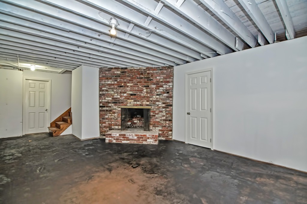 65 Page Brook Road Carlisle, MA 01741 - Photo 20 of 29 Gallery Image 20