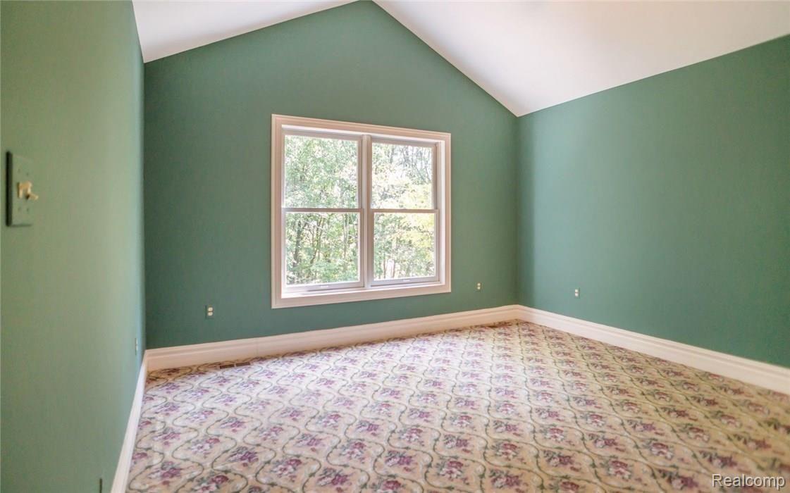1798 Lone Tree Road Highland, MI 48357 - Photo 34 of 52 l t 2nd flr bed.jpg