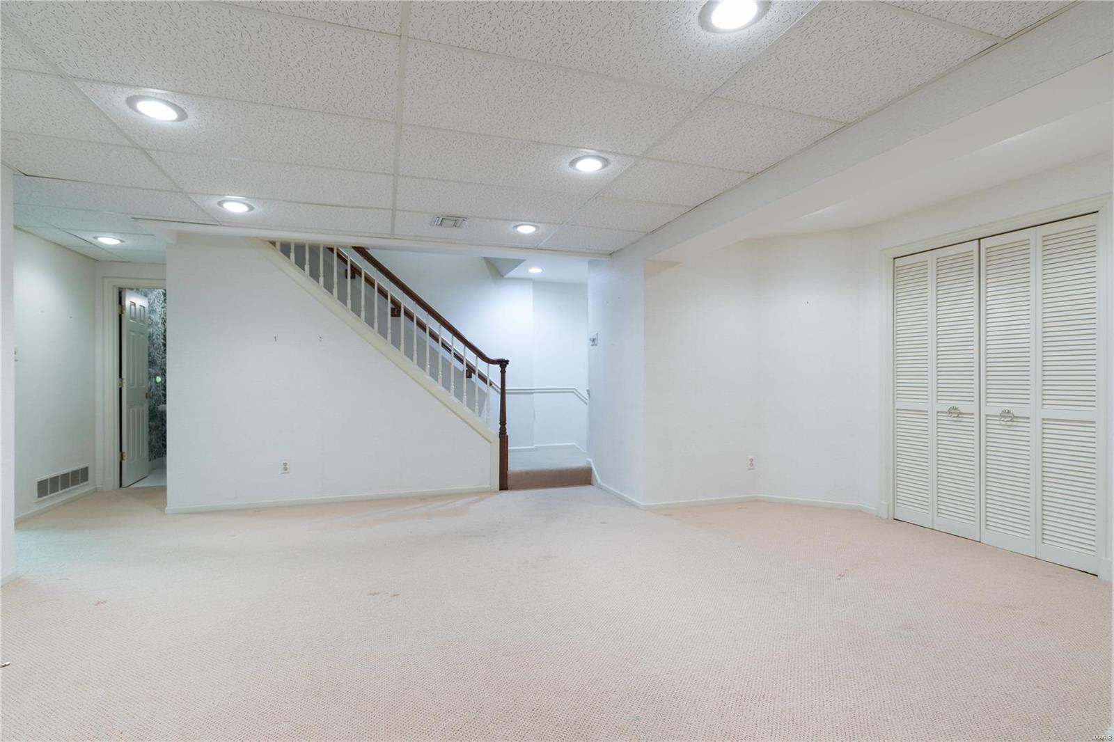 9 Woodbridge Manor Road St. Louis, MO 63141 - Photo 24 of 28 Gallery Image 24