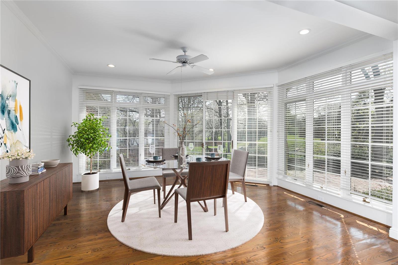 9 Woodbridge Manor Road St. Louis, MO 63141 - Photo 10 of 28 Gallery Image 10