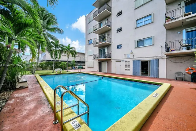 $170,000 | 3640 Northwest 9th Street, Unit 401, Miami, FL 33125