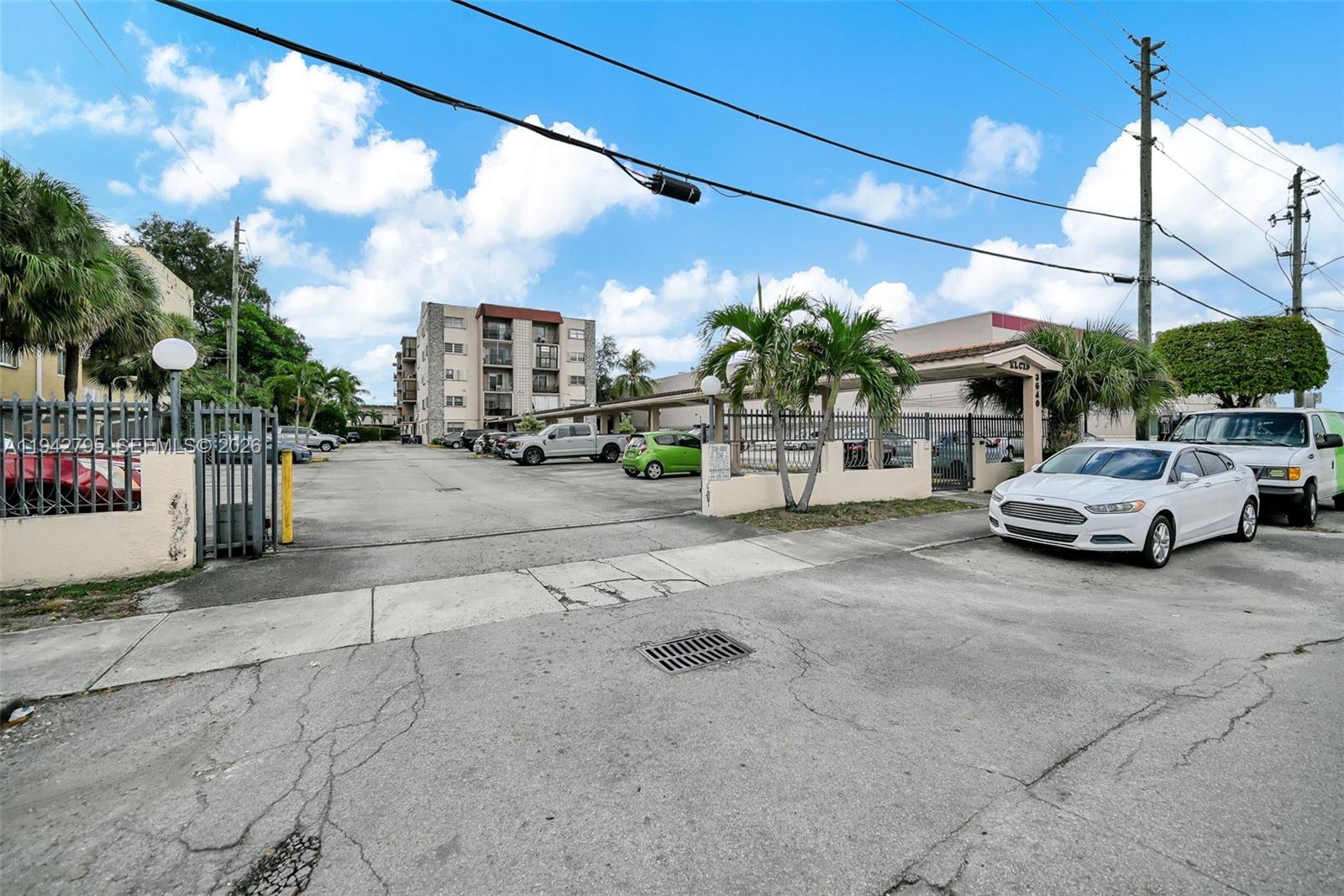 3640 Northwest 9th Street, Unit 401 Miami, FL 33125 - Photo 31 of 40