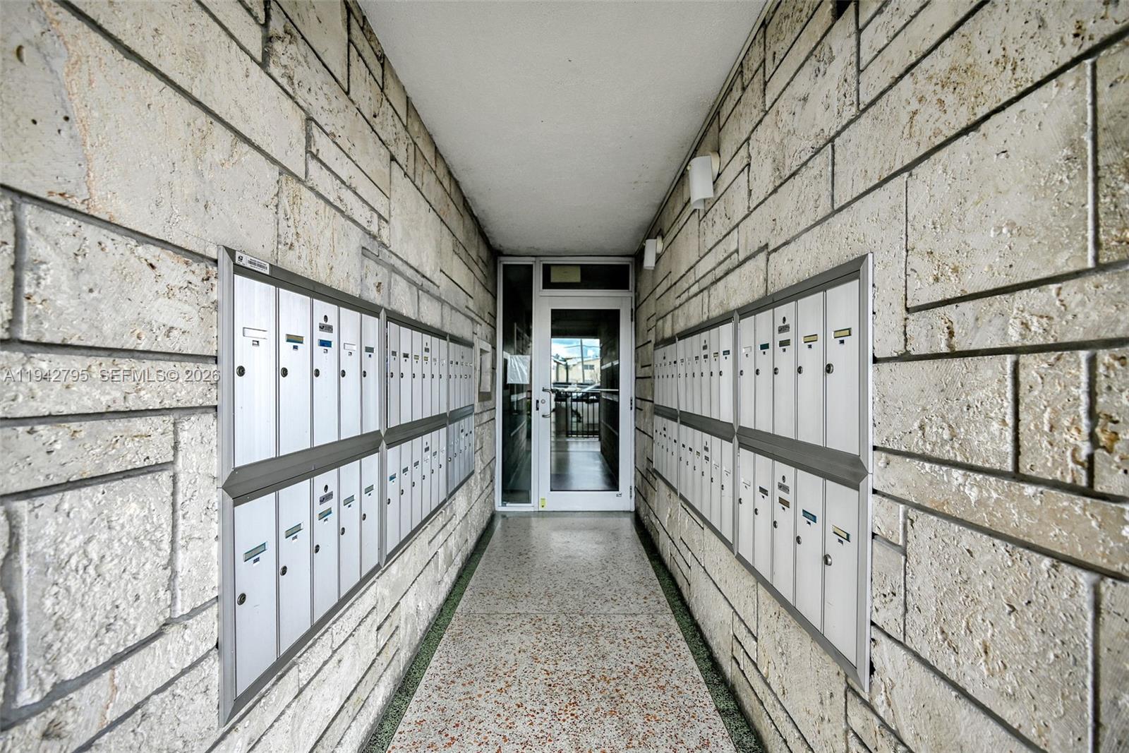 3640 Northwest 9th Street, Unit 401 Miami, FL 33125 - Photo 7 of 40