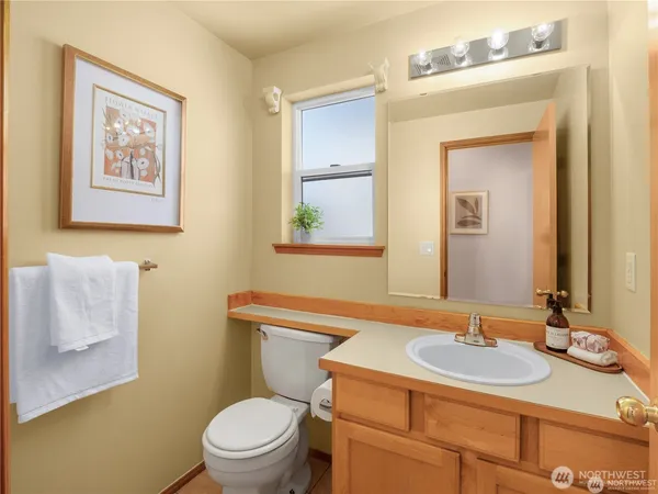 $3,995 | 11602 Southeast 193rd Place, Kent, WA 98031