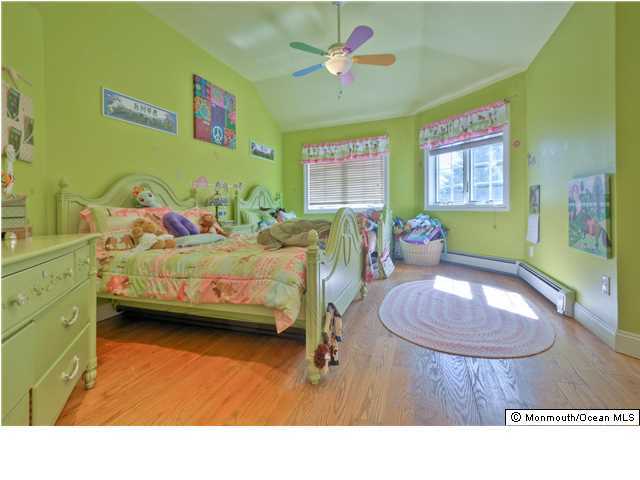 70 Middletown Road Holmdel, NJ 07733 - Photo 16 of 25 Additional Photo