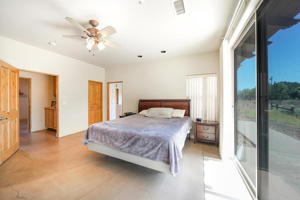 285-87 Penn Street Ramona, CA 92065 - Photo 14 of 57