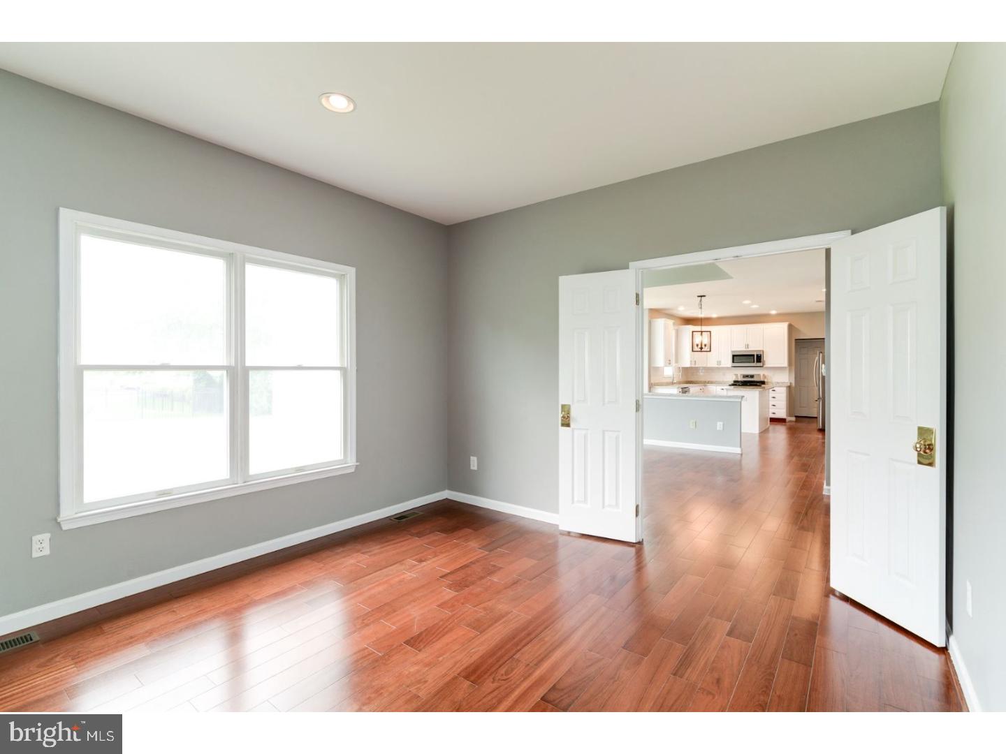 26 Brooks Road Moorestown, NJ 08057 - Photo 14 of 25 Office / Study