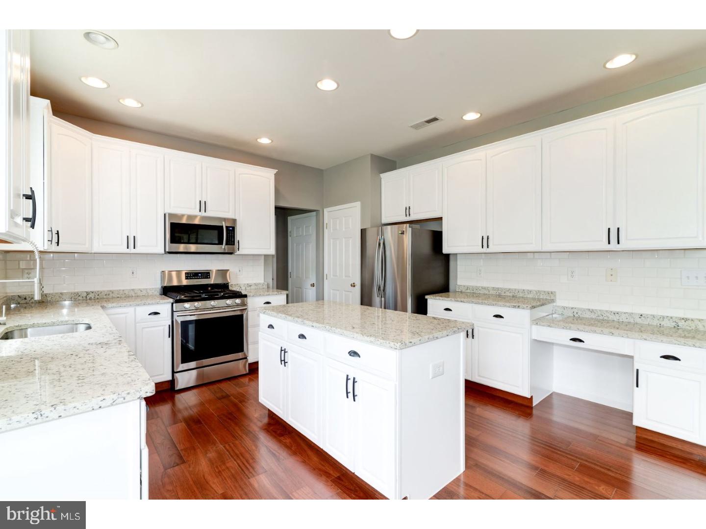 26 Brooks Road Moorestown, NJ 08057 - Photo 8 of 25 Kitchen