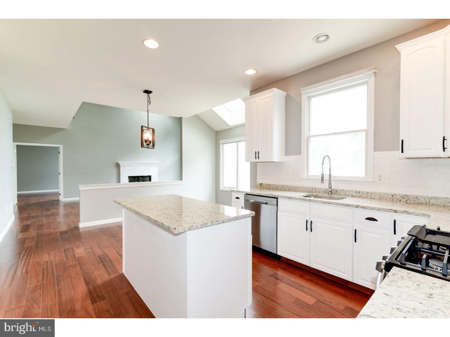 26 Brooks Road Moorestown, NJ 08057 - Photo 10 of 25 Kitchen