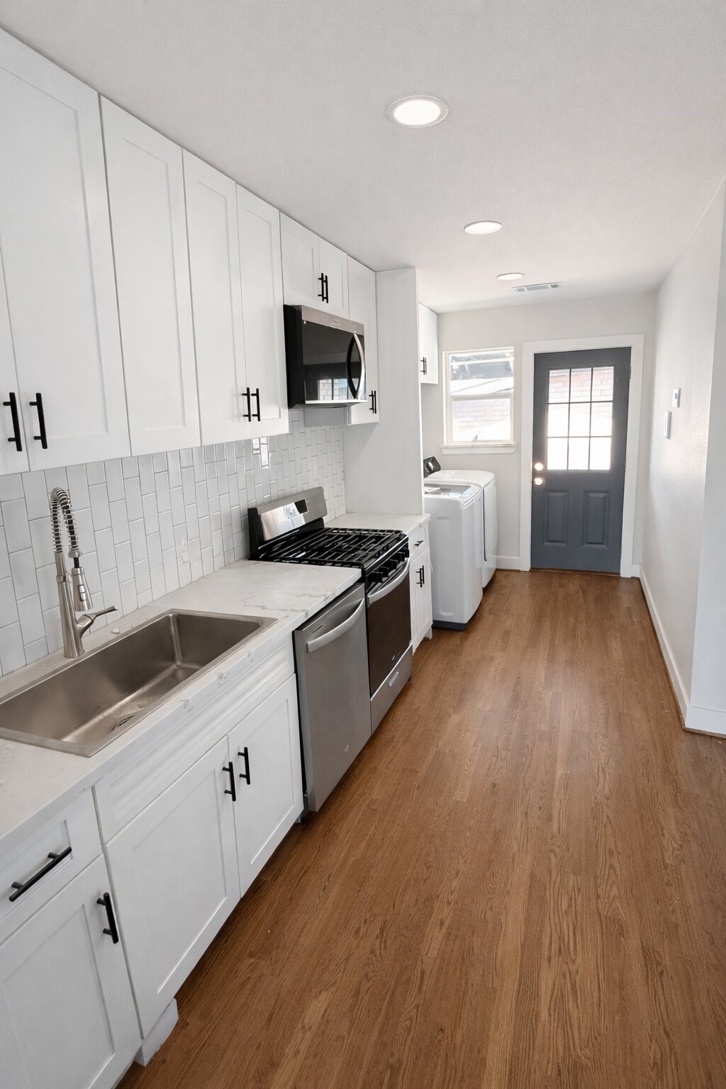 2001 Brun Street, Unit 4 Houston, TX 77019 - Photo 5 of 10