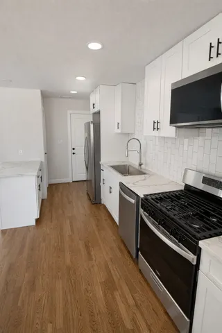 $2,200 | 2001 Brun Street, Unit 4, Houston, TX 77019