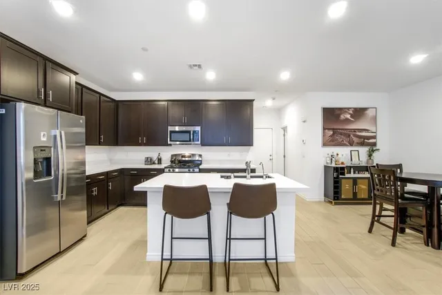 $2,000 | 1529 Eva Crossing Place, Henderson, NV 89002