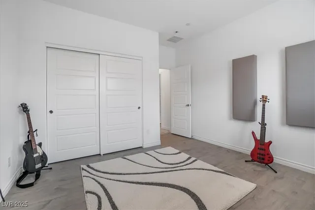 $2,000 | 1529 Eva Crossing Place, Henderson, NV 89002