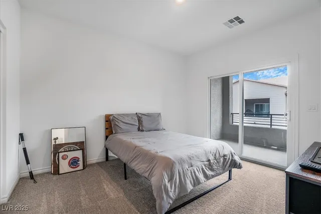 $2,000 | 1529 Eva Crossing Place, Henderson, NV 89002