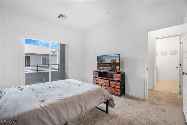 $2,000 | 1529 Eva Crossing Place, Henderson, NV 89002
