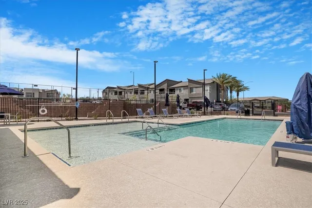 $2,000 | 1529 Eva Crossing Place, Henderson, NV 89002