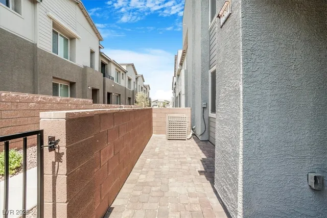 $2,000 | 1529 Eva Crossing Place, Henderson, NV 89002