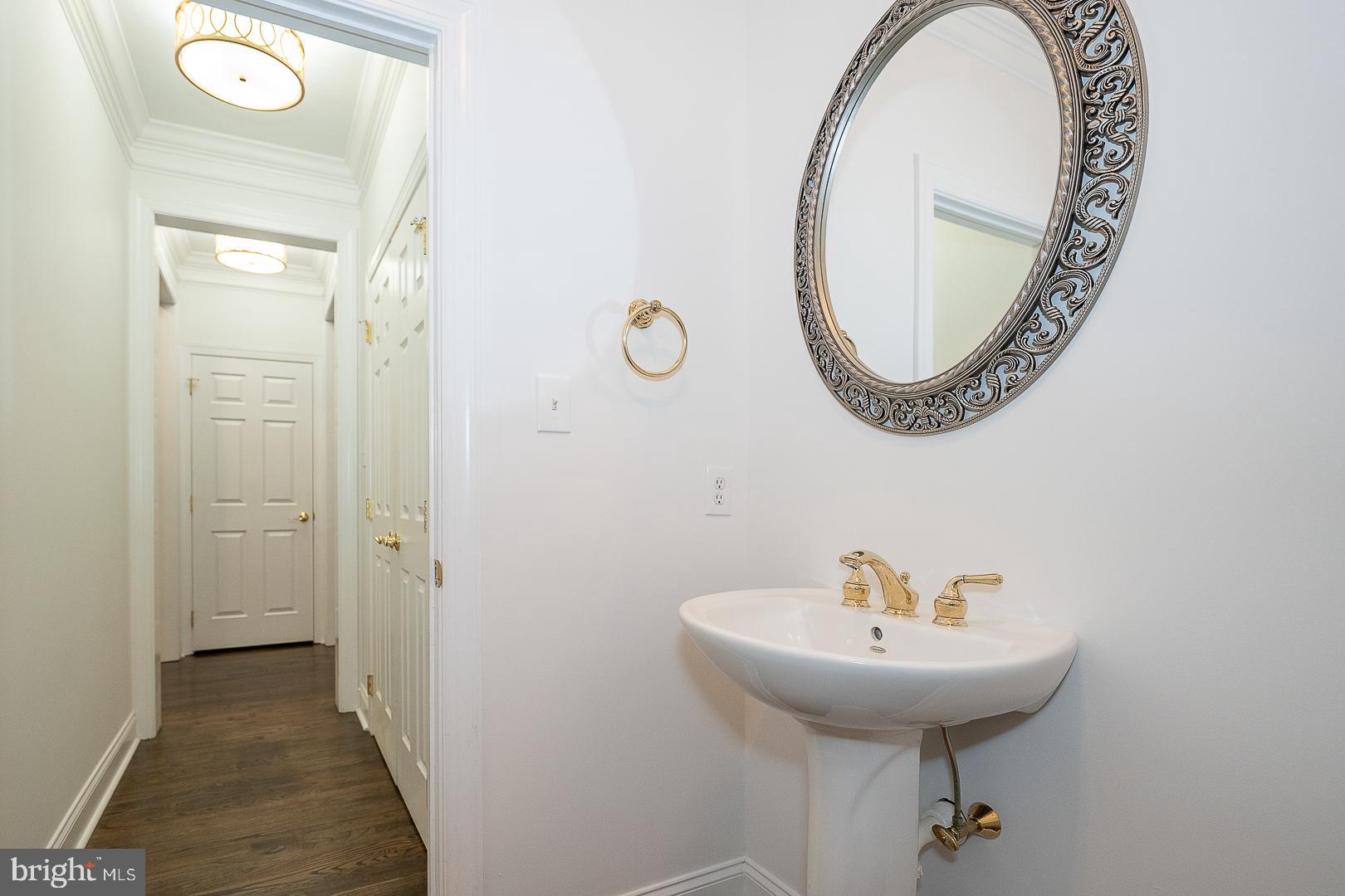 60 Pugh Road Wayne, PA 19087 - Photo 8 of 55