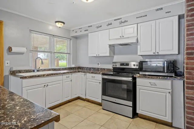 $249,500 | 4 Nicholas Street, Johnstown, NY 12095