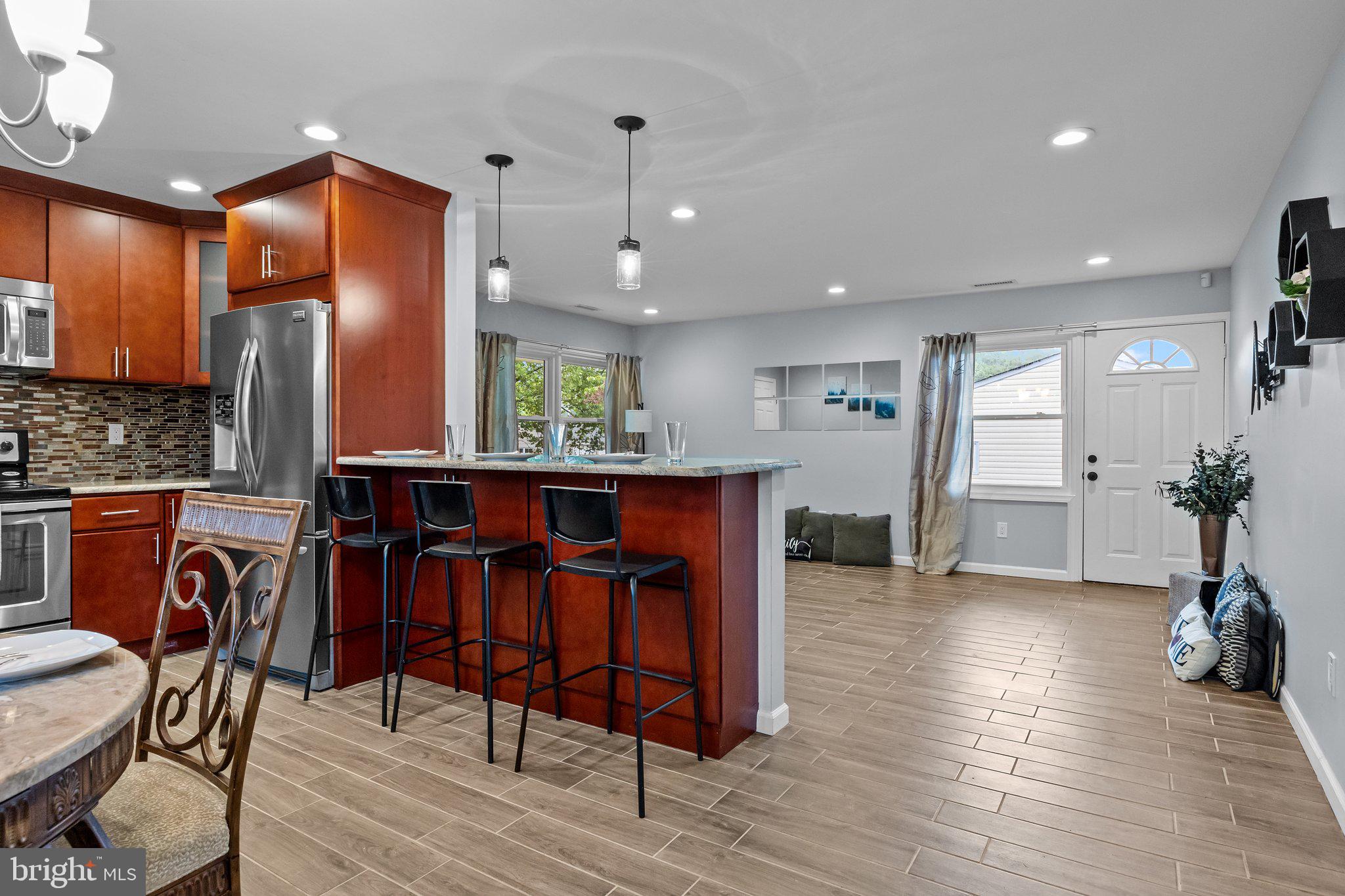 64 Valley Road Levittown, PA 19057 - Photo 16 of 32 Gallery Image 16