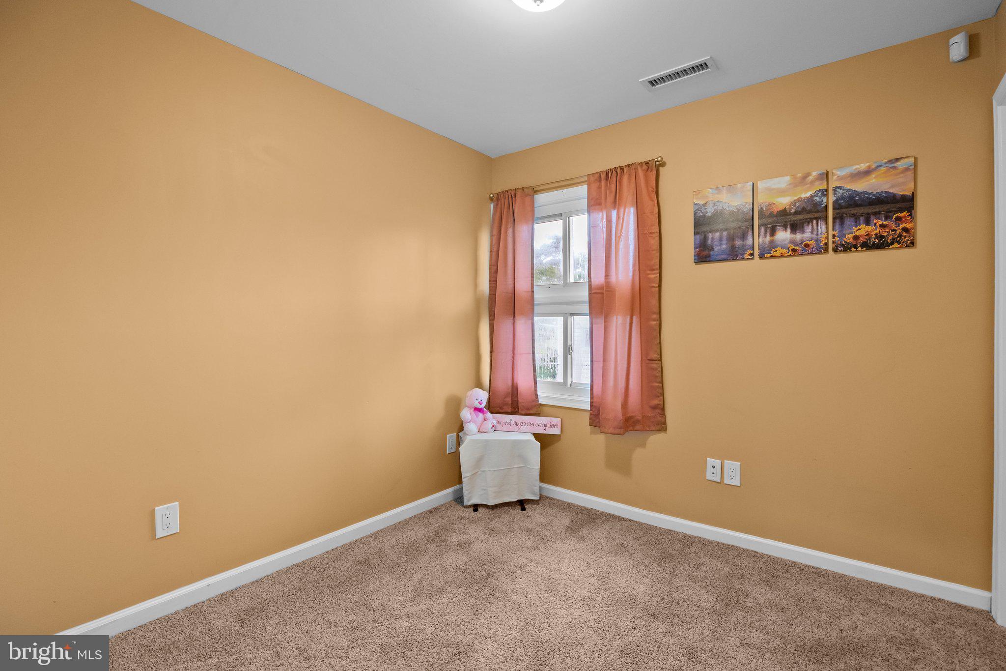 64 Valley Road Levittown, PA 19057 - Photo 20 of 32 Gallery Image 20