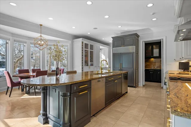 a large kitchen with lots of counter top space