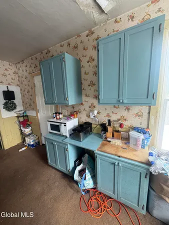 $99,000 | 18 Carey Avenue, Hoosick Falls, NY 12090