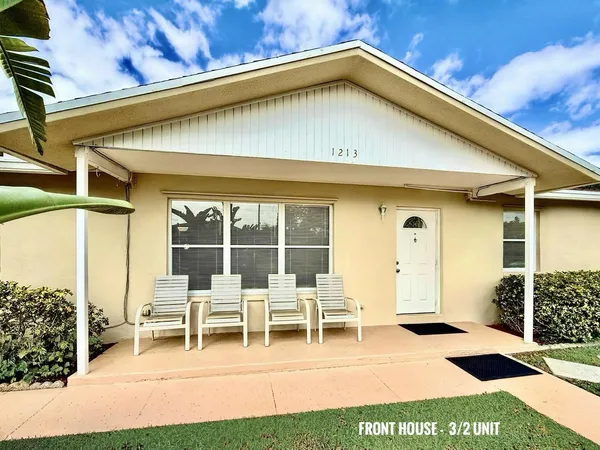$995,000 | 1213 West Broward Street, Lantana, FL 33462
