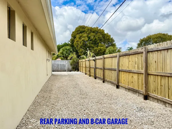$995,000 | 1213 West Broward Street, Lantana, FL 33462