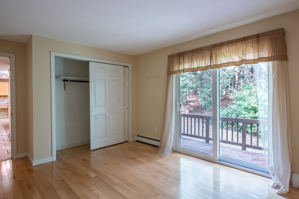 82 Aubinwood Road Amherst, MA 01002 - Photo 23 of 37