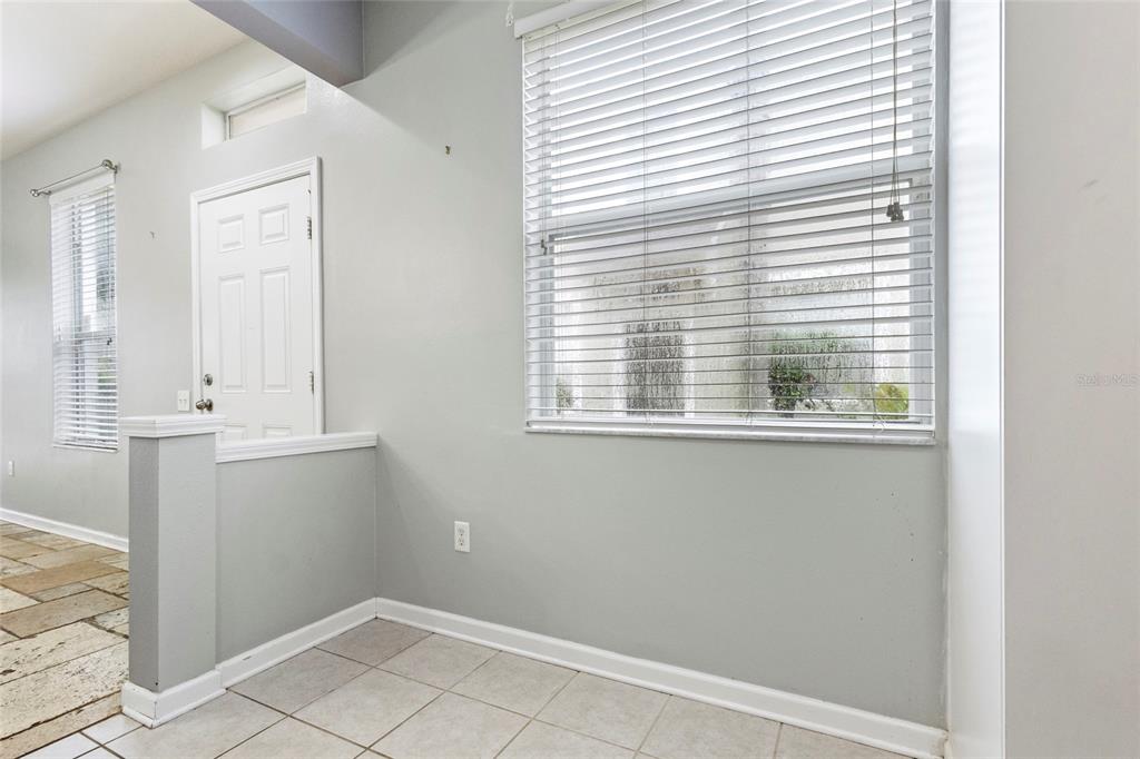 8324 72nd Lane East Bradenton, FL 34201 - Photo 5 of 50 an empty room with a window