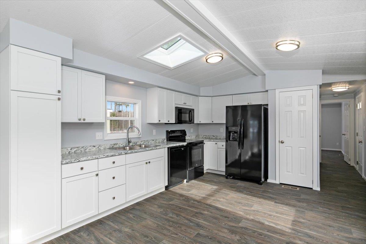 29 Lowell Road, Unit 37 Salem, NH 03079 - Photo 11 of 25