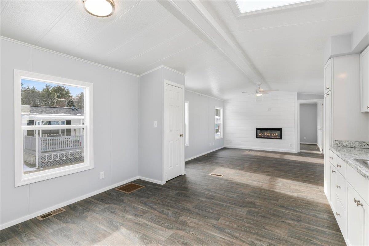 29 Lowell Road, Unit 37 Salem, NH 03079 - Photo 13 of 25