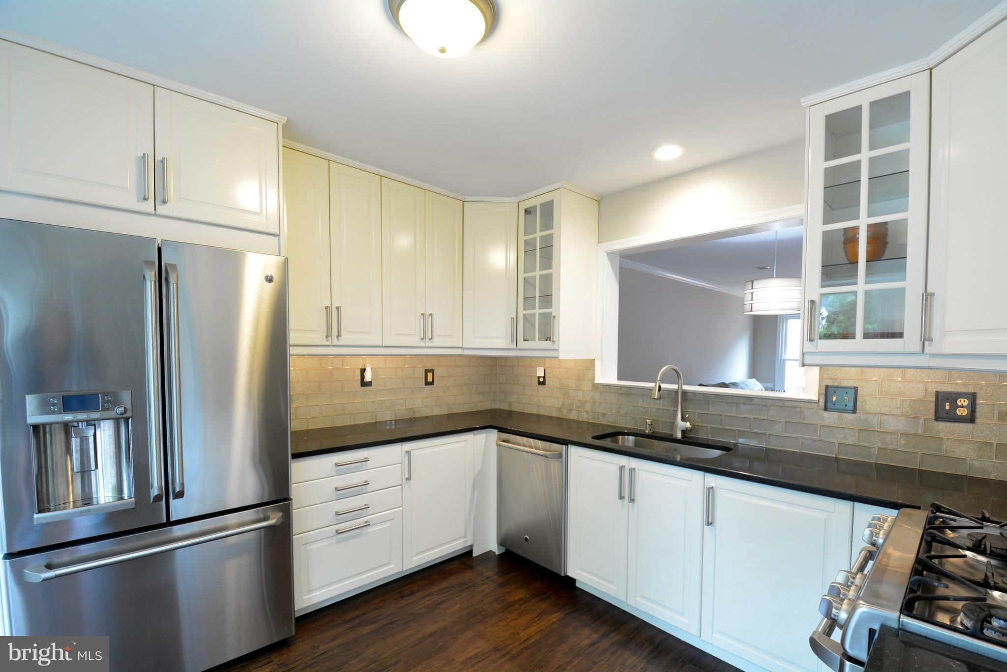 108 West Locust Street Occoquan, VA 22125 - Photo 12 of 30 Kitchen