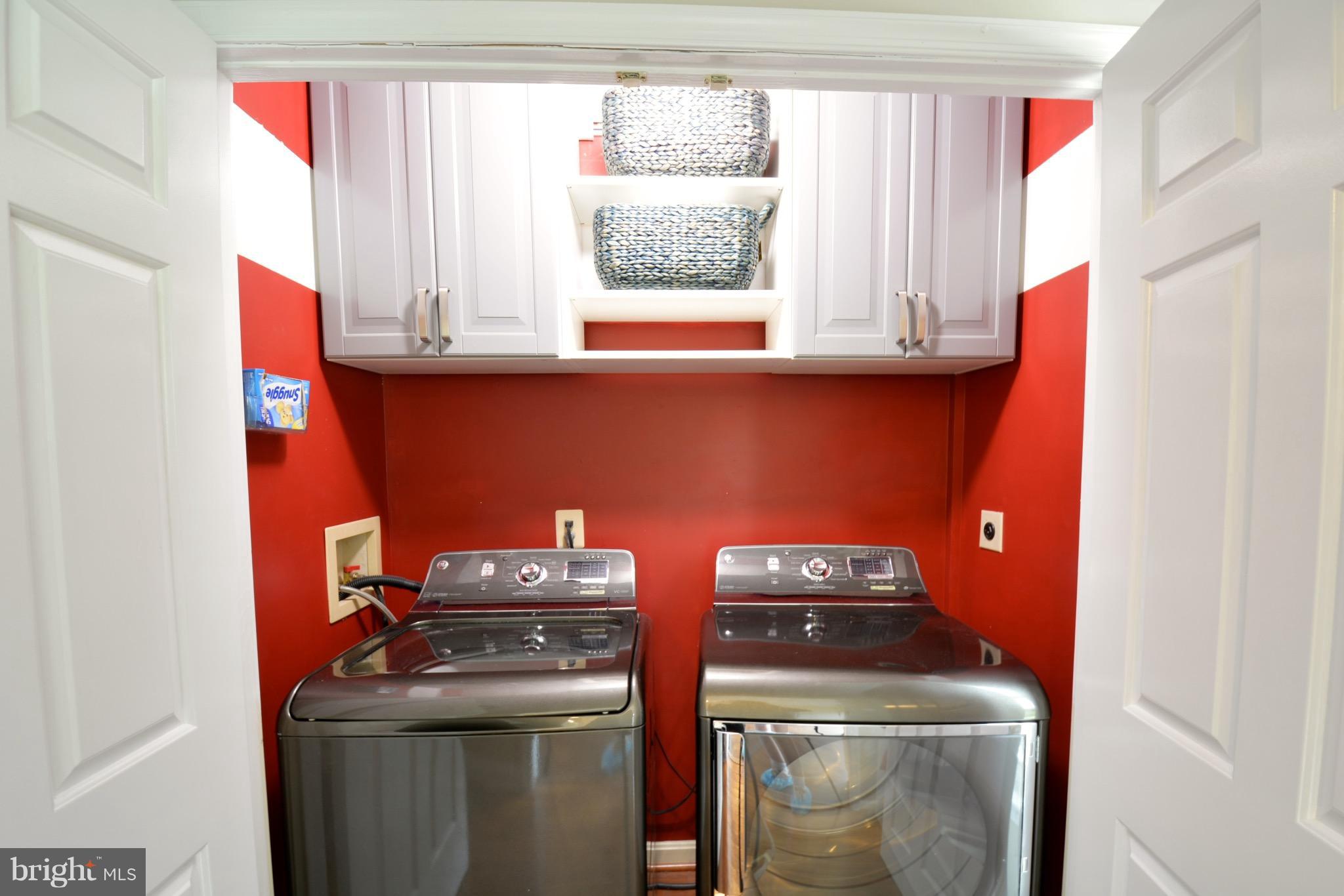 108 West Locust Street Occoquan, VA 22125 - Photo 15 of 30 Super Upgraded Appliances
